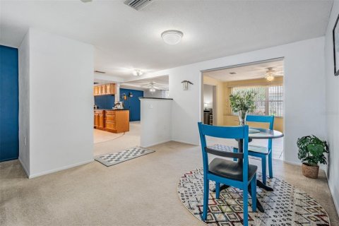 Casa en venta en Port Richey, Florida, 2 dormitorios, 141.95 m2 № 1853635 - foto 10