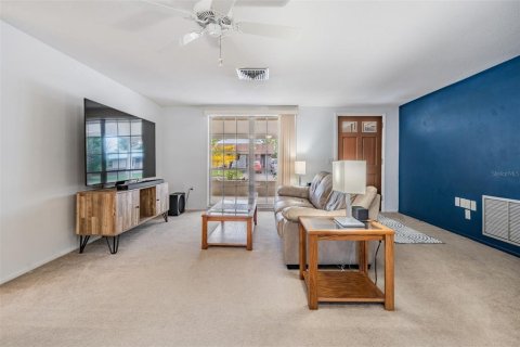 Casa en venta en Port Richey, Florida, 2 dormitorios, 141.95 m2 № 1853635 - foto 8