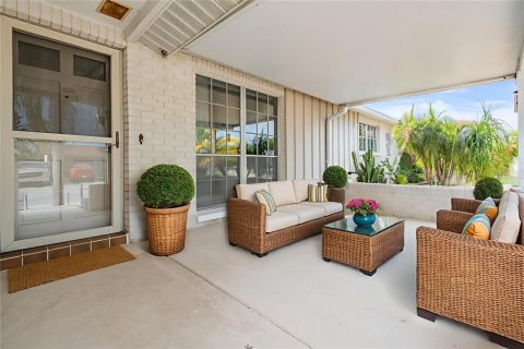 Casa en venta en Port Richey, Florida, 2 dormitorios, 141.95 m2 № 1853635 - foto 5