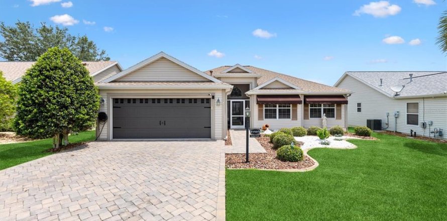Villa ou maison à The Villages, Floride 3 chambres, 152.36 m2 № 1824877