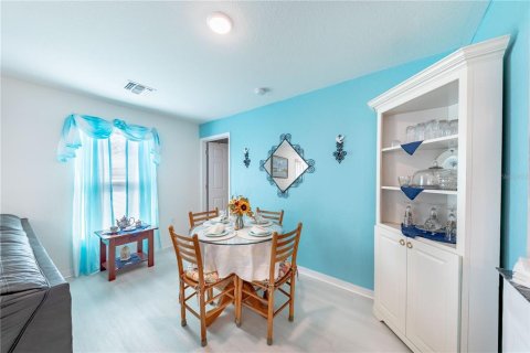 House in Port Charlotte, Florida 3 bedrooms, 122.07 sq.m. № 1510020 - photo 7