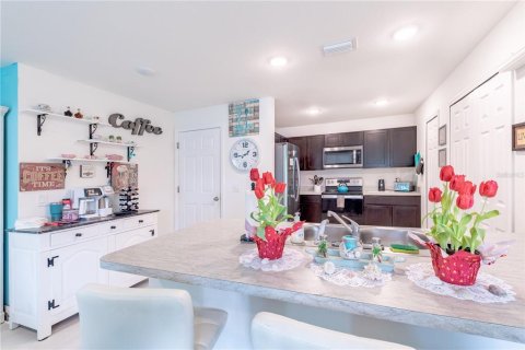 House in Port Charlotte, Florida 3 bedrooms, 122.07 sq.m. № 1510020 - photo 10