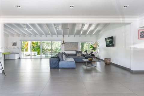 Снять в аренду виллу или дом в Майами, Флорида 4 спальни, 250.46м2, № 2034305 - фото 4