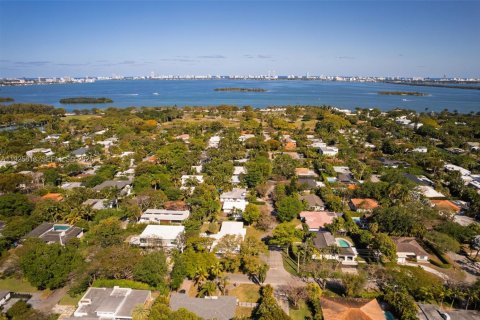 Снять в аренду виллу или дом в Майами, Флорида 4 спальни, 250.46м2, № 2034305 - фото 29