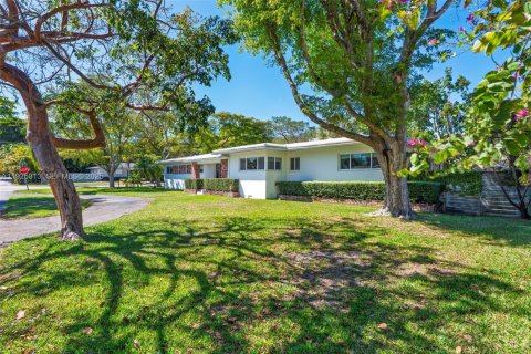 Снять в аренду виллу или дом в Майами, Флорида 4 спальни, 250.46м2, № 2034305 - фото 27