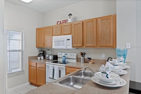 Villa ou maison à louer à Kissimmee, Floride: 3 chambres, 120.31 m2 № 1733022 - photo 2