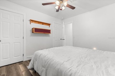 House in Tampa, Florida 3 bedrooms, 169.27 sq.m. № 1909058 - photo 20