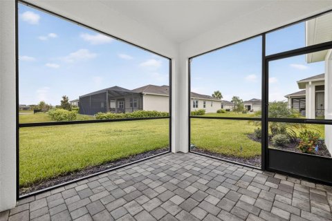 House in Parrish, Florida 3 bedrooms, 160.81 sq.m. № 1910660 - photo 25