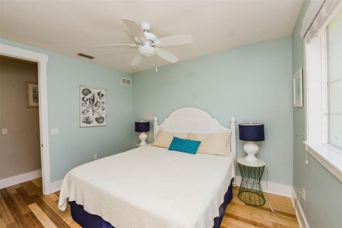 House in Bradenton Beach, Florida 6 bedrooms, 287.81 sq.m. № 1644138 - photo 22
