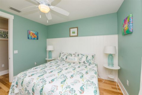 House in Bradenton Beach, Florida 6 bedrooms, 287.81 sq.m. № 1644138 - photo 25