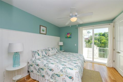House in Bradenton Beach, Florida 6 bedrooms, 287.81 sq.m. № 1644138 - photo 24