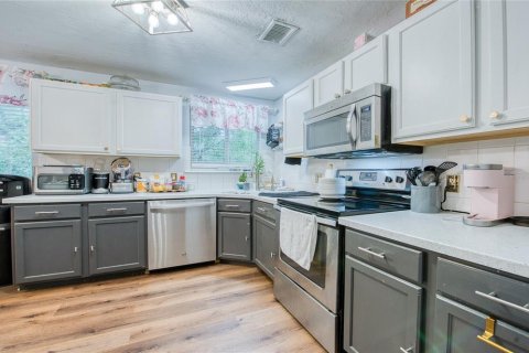 House in Gulfport, Florida 3 bedrooms, 106.56 sq.m. № 1904327 - photo 7