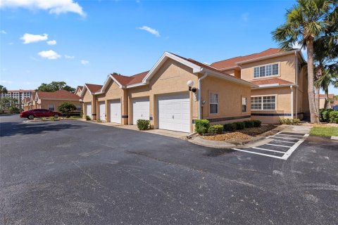 Townhouse in Palm Coast, Florida 3 bedrooms, 174.19 sq.m. № 1746963 - photo 2
