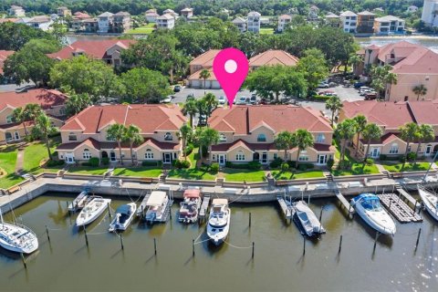 Townhouse in Palm Coast, Florida 3 bedrooms, 174.19 sq.m. № 1746963 - photo 3