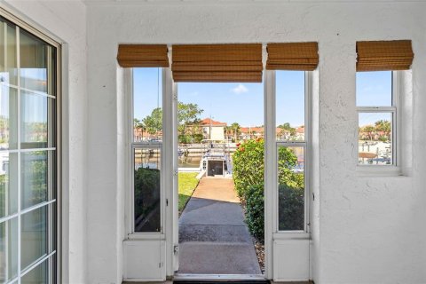 Townhouse in Palm Coast, Florida 3 bedrooms, 174.19 sq.m. № 1746963 - photo 20