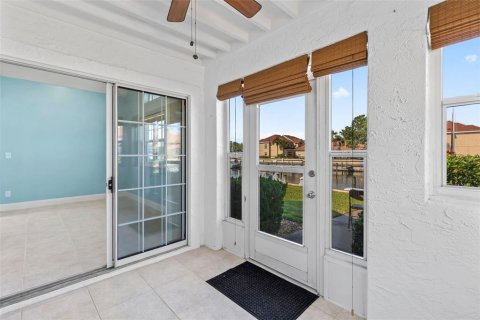 Townhouse in Palm Coast, Florida 3 bedrooms, 174.19 sq.m. № 1746963 - photo 18