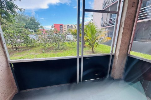 Condominio en venta en Lauderhill, Florida, 1 dormitorio, 68.28 m2 № 1962706 - foto 5