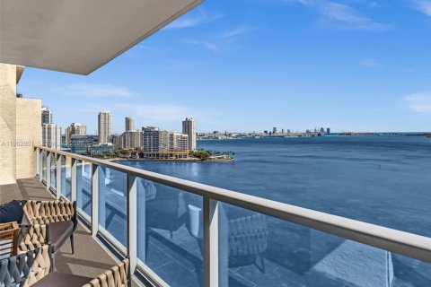 Condominio en venta en Miami, Florida, 2 dormitorios, 111.48 m2 № 2024141 - foto 17