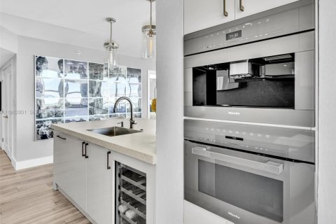 Condominio en venta en Miami, Florida, 2 dormitorios, 111.48 m2 № 2024141 - foto 7