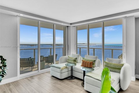 Condominio en venta en Miami, Florida, 2 dormitorios, 111.48 m2 № 2024141 - foto 2