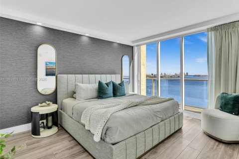 Condominio en venta en Miami, Florida, 2 dormitorios, 111.48 m2 № 2024141 - foto 11