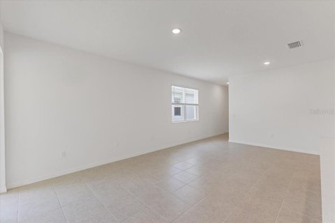 Villa ou maison à vendre à Wildwood, Floride: 4 chambres, 139.45 m2 № 2408662 - photo 14