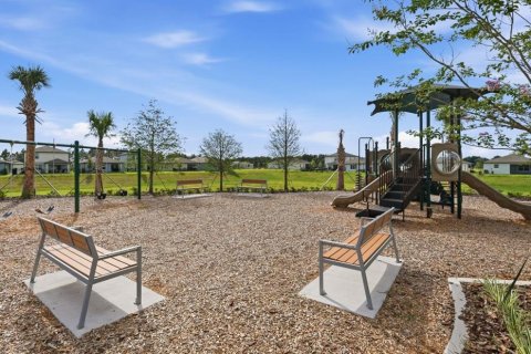 Villa ou maison à vendre à Wildwood, Floride: 4 chambres, 139.45 m2 № 2408662 - photo 17