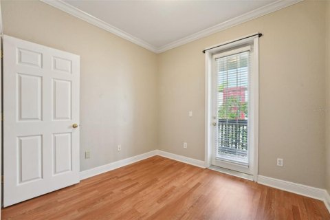 Townhouse in Tampa, Florida 3 bedrooms, 103.4 sq.m. № 1852579 - photo 15