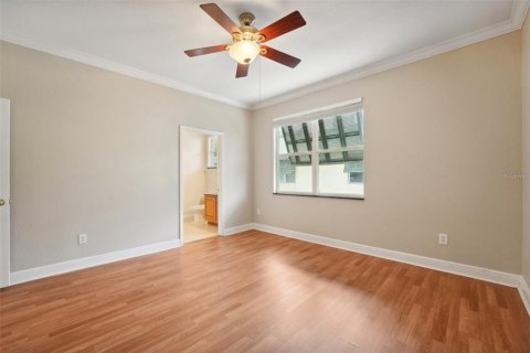 Townhouse in Tampa, Florida 3 bedrooms, 103.4 sq.m. № 1852579 - photo 22