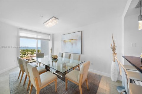 Copropriété à louer à Aventura, Floride: 2 chambres, 276.85 m2 № 1858857 - photo 13
