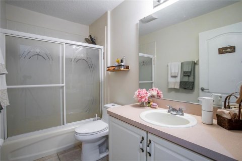 House in Clermont, Florida 3 bedrooms, 207.73 sq.m. № 1744582 - photo 15