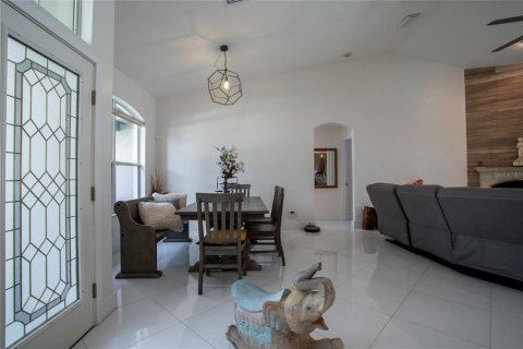 House in Clermont, Florida 3 bedrooms, 207.73 sq.m. № 1744582 - photo 18