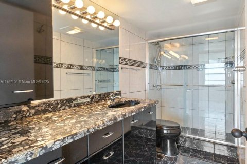 Condo in Aventura, Florida, 2 bedrooms  № 1644575 - photo 3