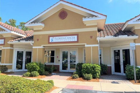 Immobilier commercial à louer à North Port, Floride: 256.13 m2 № 2214299 - photo 2