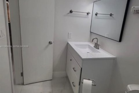 Condominio en venta en Miami, Florida, 2 dormitorios, 76.92 m2 № 2029807 - foto 18