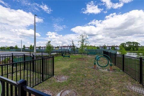 Condominio en alquiler en Orlando, Florida, 2 dormitorios, 100.8 m2 № 2155903 - foto 23