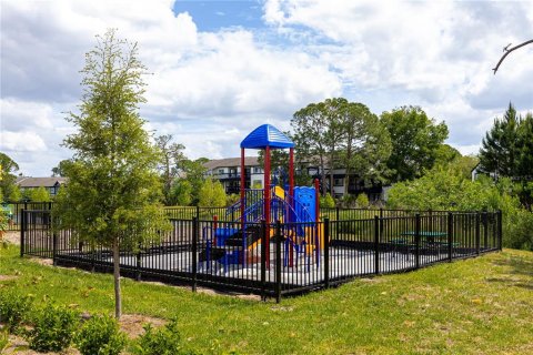Condominio en alquiler en Orlando, Florida, 2 dormitorios, 100.8 m2 № 2155903 - foto 21