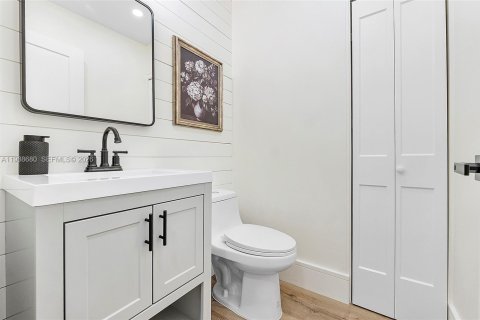 Villa ou maison à louer à Lighthouse Point, Floride: 4 chambres, 187.66 m2 № 1996686 - photo 26