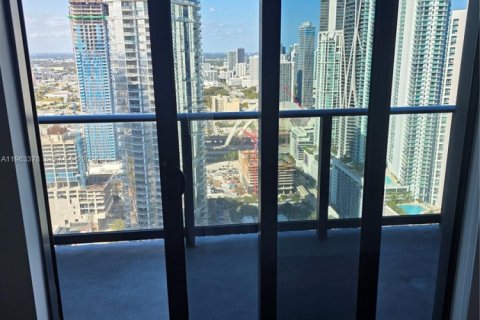 Condo in Miami, Florida, 2 bedrooms  № 2029615 - photo 18