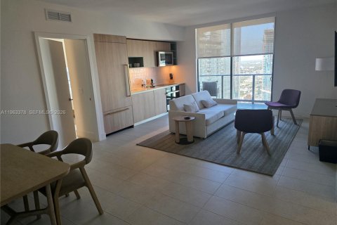 Condo in Miami, Florida, 2 bedrooms  № 2029615 - photo 3