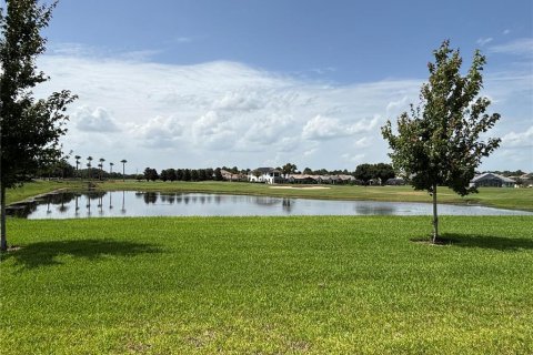 Townhouse in Davenport, Florida 4 bedrooms, 206.61 sq.m. № 2230067 - photo 8