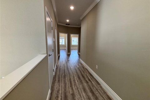 Townhouse in Davenport, Florida 4 bedrooms, 206.61 sq.m. № 2230067 - photo 16