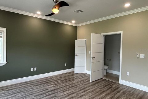 Townhouse in Davenport, Florida 4 bedrooms, 206.61 sq.m. № 2230067 - photo 10