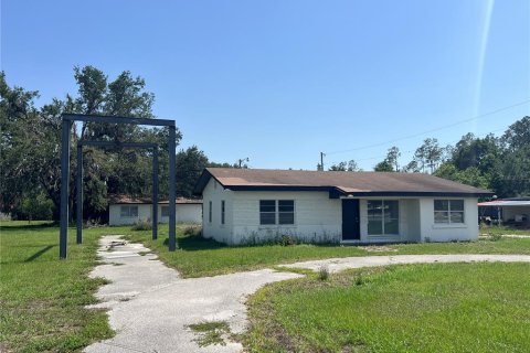 Immobilier commercial à Wesley Chapel, Floride 122.63 m2 № 2128603