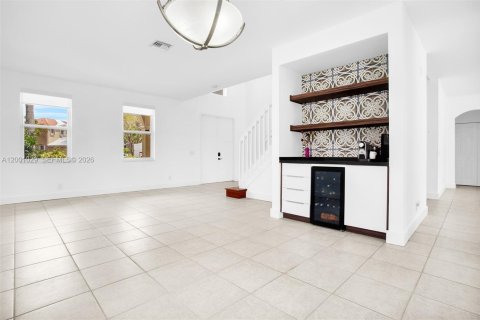 House in Weston, Florida 4 bedrooms, 235.6 sq.m. № 2066663 - photo 8