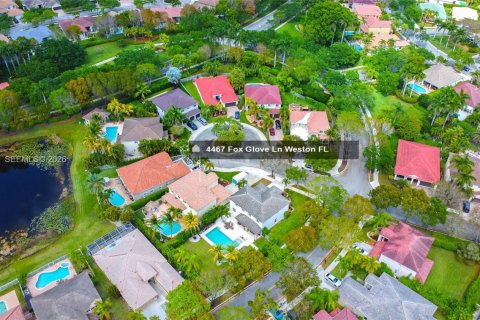 House in Weston, Florida 4 bedrooms, 235.6 sq.m. № 2066663 - photo 6