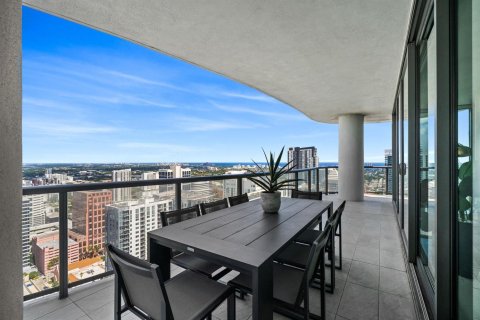 Condo in Fort Lauderdale, Florida, 4 bedrooms № 2082130 - photo 15