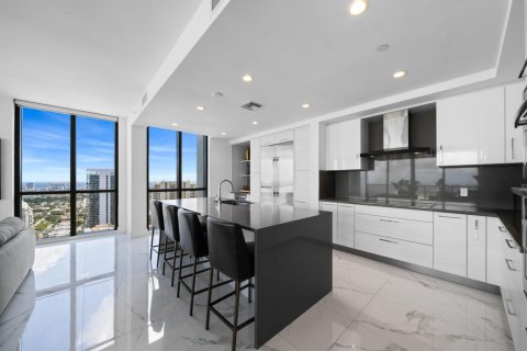 Condo in Fort Lauderdale, Florida, 4 bedrooms № 2082130 - photo 8