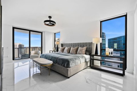 Condo in Fort Lauderdale, Florida, 4 bedrooms № 2082130 - photo 26