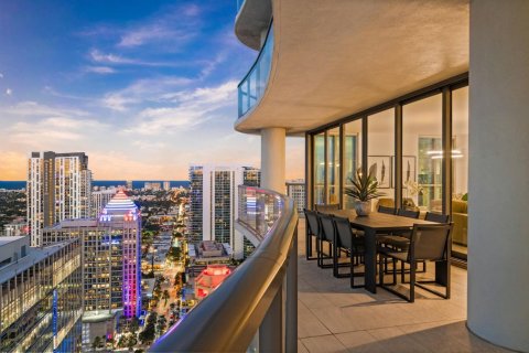 Condo in Fort Lauderdale, Florida, 4 bedrooms № 2082130 - photo 11